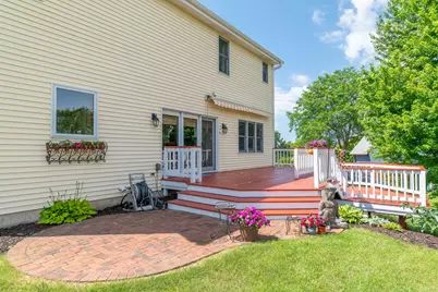 N65W13488  Lilly Creek Dr, Menomonee Falls, WI 53051 - Photo 33