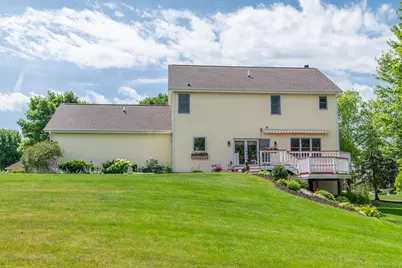 N65W13488  Lilly Creek Dr, Menomonee Falls, WI 53051 - Photo 37