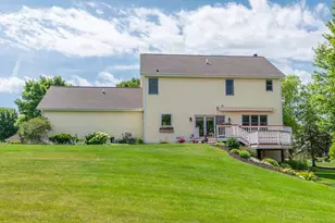 N65W13488 Lilly Creek Dr, Menomonee Falls, WI 53051 - Photo 37