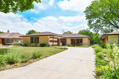 4144 N 96th St, Wauwatosa, WI 53222 - Photo 39