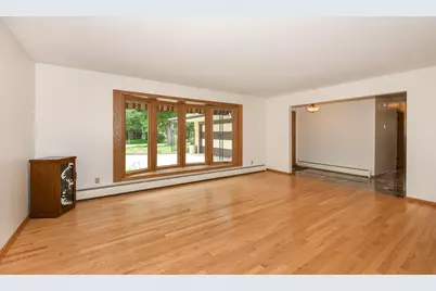 4144 N 96th St, Wauwatosa, WI 53222 - Photo 11