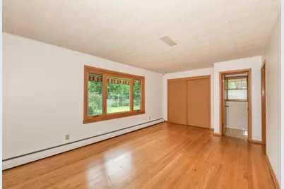 4144 N 96th St, Wauwatosa, WI 53222 - Photo 19