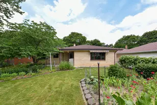 4144 N 96th St, Wauwatosa, WI 53222 - Photo 33