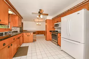 4144 N 96th St, Wauwatosa, WI 53222 - Photo 17
