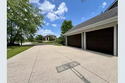 W151N7299  Paseo Ln, Menomonee Falls, WI 53051 - Photo 63