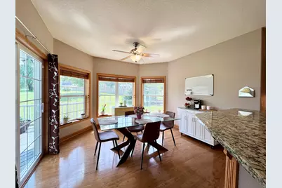 W151N7299  Paseo Ln, Menomonee Falls, WI 53051 - Photo 9