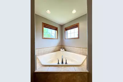W151N7299  Paseo Ln, Menomonee Falls, WI 53051 - Photo 35