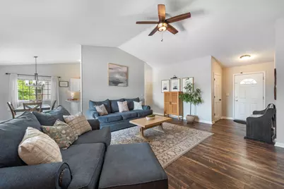 1300  Conifer Ave, West Bend, WI 53090 - Photo 7