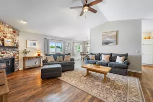 1300 Conifer Ave, West Bend, WI 53090 - Photo 5