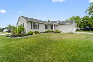 1300 Conifer Ave, West Bend, WI 53090 - Photo 25