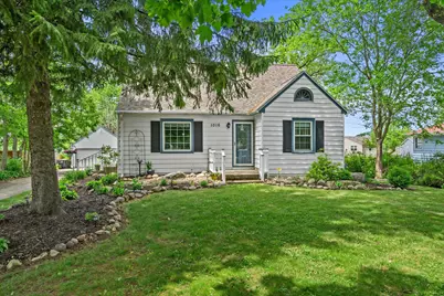 1016  Guthrie Rd, Waukesha, WI 53186 - Photo 1