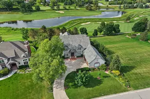 1704 E Juniper Way, Hartland, WI 53029 - Photo 99