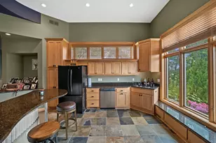 1704 E Juniper Way, Hartland, WI 53029 - Photo 21