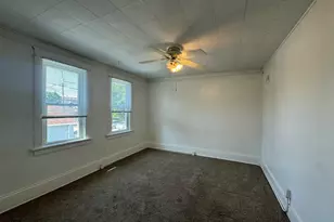 2451 S 9th St, Milwaukee, WI 53215 - Photo 5