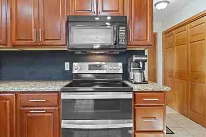 1800  Centennial Ln, Racine, WI 53406 - Photo 17