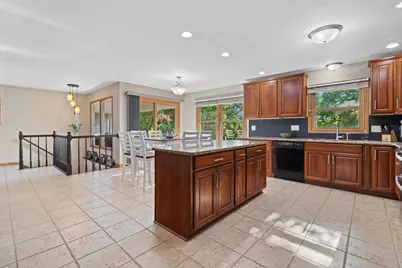 1800  Centennial Ln, Racine, WI 53406 - Photo 15