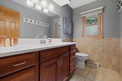 1800  Centennial Ln, Racine, WI 53406 - Photo 37