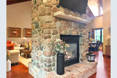 14086  St Andrews Dr, Liberty, WI 54245 - Photo 5