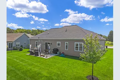 134 N Cranberry St, Elkhorn, WI 53121 - Photo 23