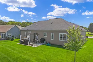 134 N Cranberry St, Elkhorn, WI 53121 - Photo 23