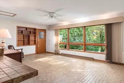 329 S Lincoln Ave, Viroqua, WI 54665 - Photo 11