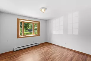 W6333 Burkshire Ln, Plymouth, WI 53073 - Photo 21