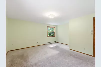 W6333  Burkshire Ln, Plymouth, WI 53073 - Photo 19