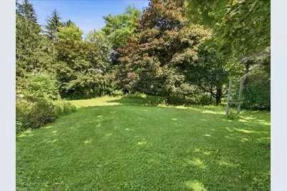 W6333  Burkshire Ln, Plymouth, WI 53073 - Photo 37