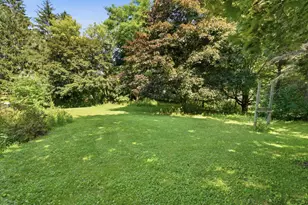 W6333 Burkshire Ln, Plymouth, WI 53073 - Photo 37