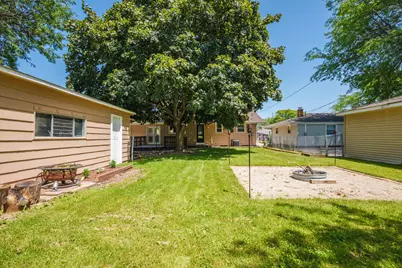 8026  50th Ave, Kenosha, WI 53142 - Photo 27