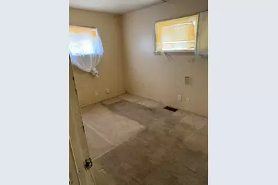 5711 N 60th St, Milwaukee, WI 53218 - Photo 9