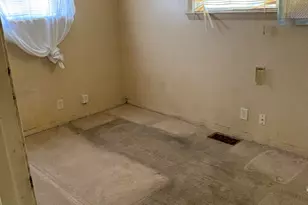 5711 N 60th St, Milwaukee, WI 53218 - Photo 9