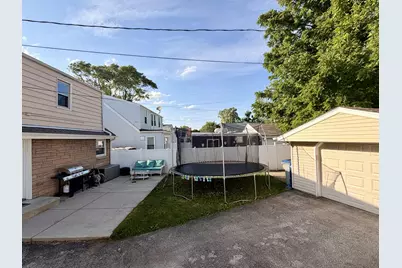 144 S 71st St, Milwaukee, WI 53214 - Photo 25