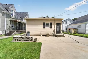1526 Wisconsin Ave, Racine, WI 53403 - Photo 17