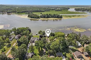 5946 N River Bay Rd, Racine, WI 53185 - Photo 43