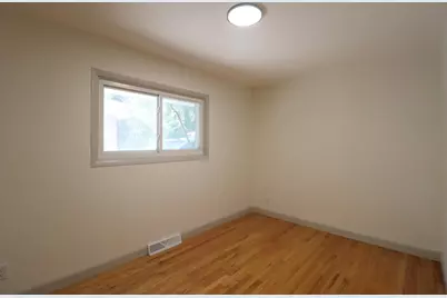 6520 N 56th St, Milwaukee, WI 53223 - Photo 13