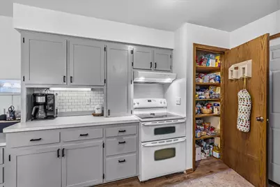 1630  11th Ave, Grafton, WI 53024 - Photo 13