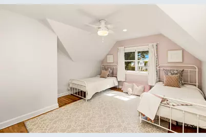 125 N 85th St, Wauwatosa, WI 53226 - Photo 13