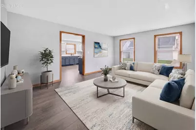 4230 N 45th Pl, Milwaukee, WI 53216 - Photo 3