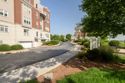 3872 S Lake Dr #101, Saint Francis, WI 53235 - Photo 25