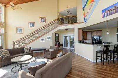 3872 S Lake Dr #101, Saint Francis, WI 53235 - Photo 27