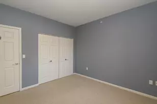 3872 S Lake Dr, Saint Francis, WI 53235 - Photo 15