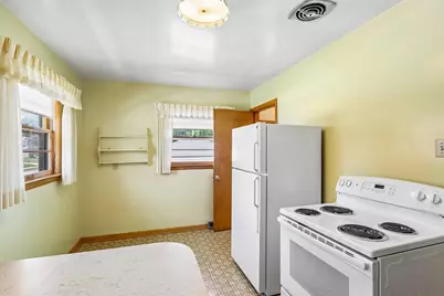 601  Western Ave, Waukesha, WI 53188 - Photo 9