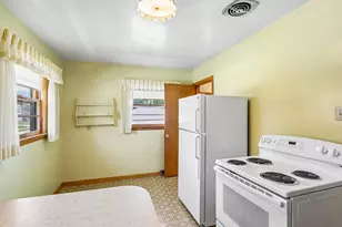 601 Western Ave, Waukesha, WI 53188 - Photo 9