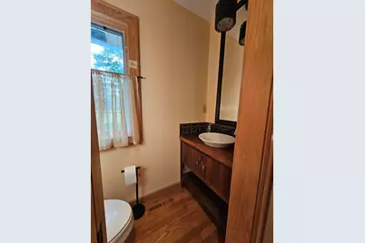 2127 N Crestview Ct, Wauwatosa, WI 53226 - Photo 31