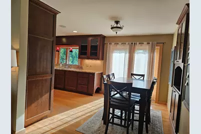 2127 N Crestview Ct, Wauwatosa, WI 53226 - Photo 11