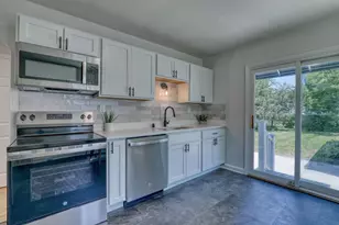 340 N 63rd St, Milwaukee, WI 53213 - Photo 7