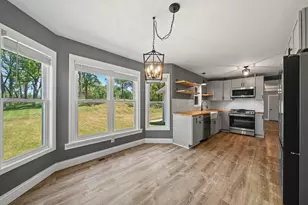 125 Potawatomi Rd, Williams Bay, WI 53191 - Photo 5