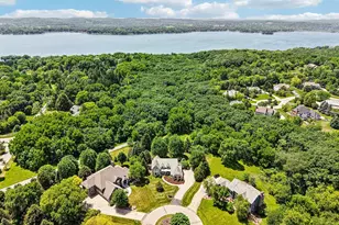 W288N3341 Lost Creek Ct, Delafield, WI 53072 - Photo 71