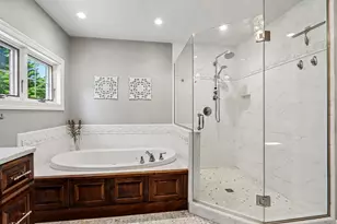 W288N3341 Lost Creek Ct, Delafield, WI 53072 - Photo 21